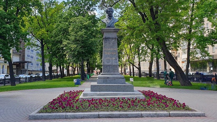 Памятник А. С. Пушкину