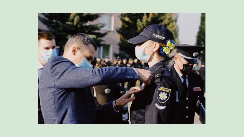 700 курсантов Харьковского национального университета внутренних дел приняли Присягу работника полиции 700 курсантов Харьковского национального университета внутренних дел приняли Присягу работника полиции