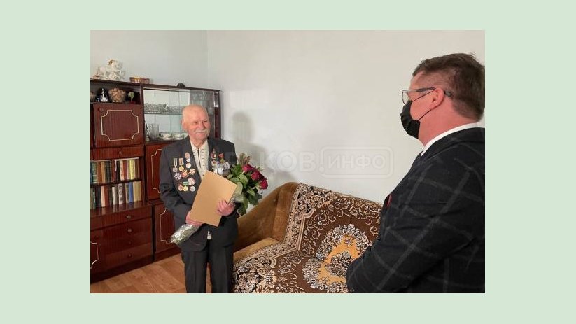 Антон Деньгуб поздравил ветеранов с наступающим праздником Антон Деньгуб поздравил ветеранов с наступающим праздником