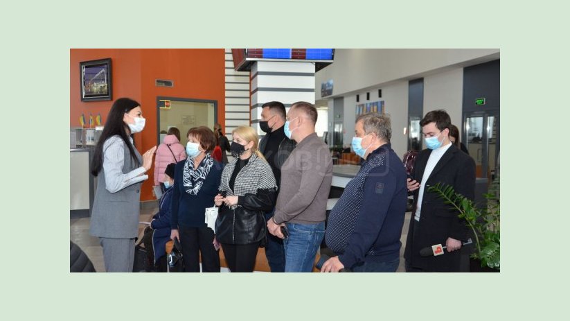 Депутаты горсовета ознакомились с работой Регионального центра услуг Депутаты горсовета ознакомились с работой Регионального центра услуг