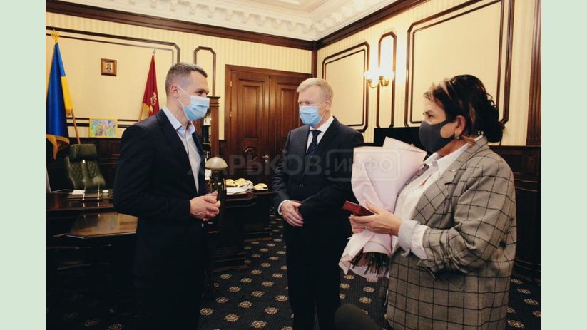 Глава ХОГА передал государственные награды руководству Института судебных экспертиз им. Н.С. Бокариуса Глава ХОГА передал государственные награды руководству Института судебных экспертиз им. Н.С. Бокариуса
