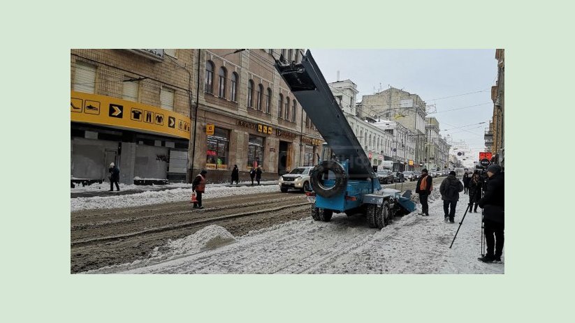 Харьков расчищают после снегопада Харьков расчищают после снегопада
