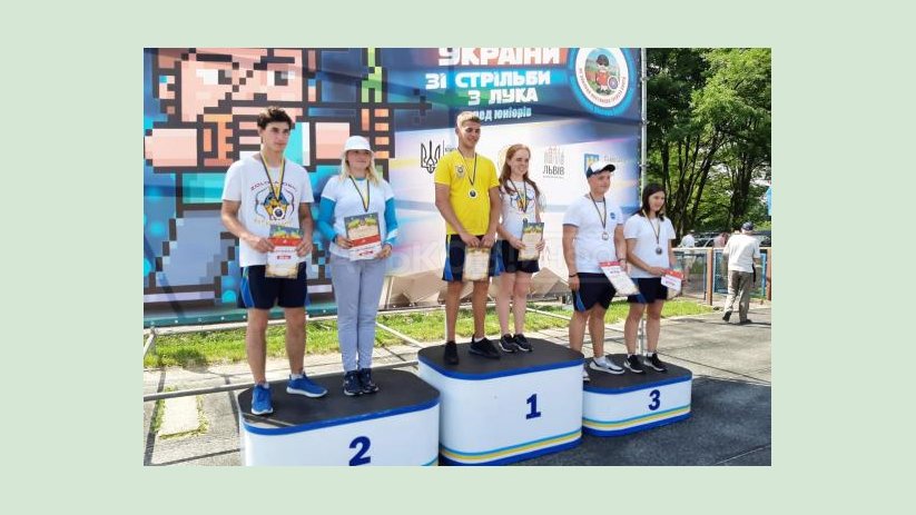 Харьковчане - победители и призеры чемпионата Украины по стрельбе из лука среди юниоров Харьковчане - победители и призеры чемпионата Украины по стрельбе из лука среди юниоров