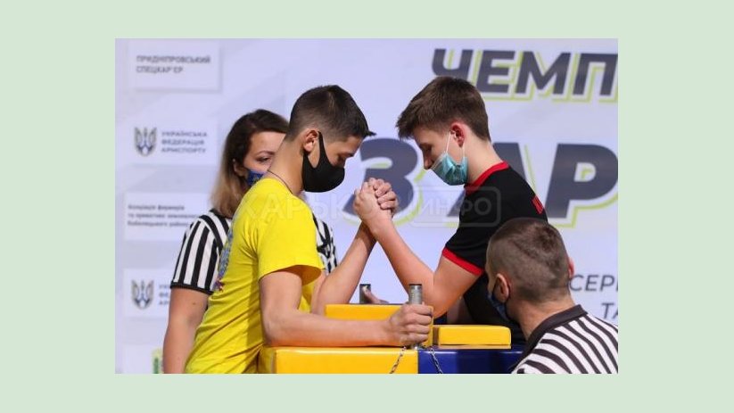 Харьковские армрестлеры победили на чемпионате Украины Харьковские армрестлеры победили на чемпионате Украины