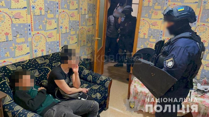 Харьковские полицейские оперативно задержали злоумышленника за жестокое убийство Харьковские полицейские оперативно задержали злоумышленника за жестокое убийство
