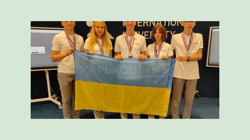 Харьковские школьники стали серебряными призерами Международного турнира физиков Харьковские школьники стали серебряными призерами Международного турнира физиков