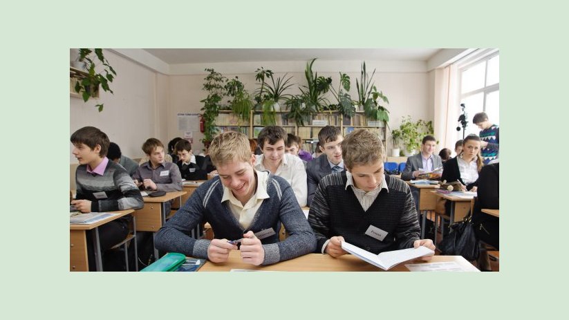 Харьковские школьники вернулись за парты Харьковские школьники вернулись за парты
