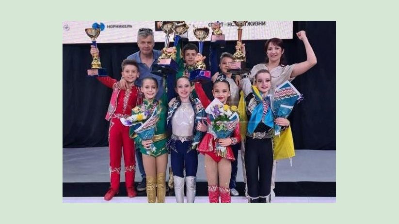 Харьковские спортсмены приняли участие в этапе Кубка мира и чемпионате Европы по акробатическому рок-н-роллу Харьковские спортсмены приняли участие в этапе Кубка мира и чемпионате Европы по акробатическому рок-н-роллу