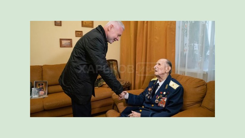 Игорь Терехов поздравил с Днем победы Героя войны Игорь Терехов поздравил с Днем победы Героя войны