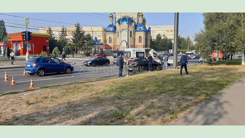 Киевский район: спасатели оказали помощь в ликвидации последствий ДТП Киевский район: спасатели оказали помощь в ликвидации последствий ДТП