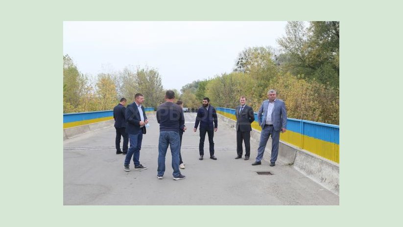 Местная дорога Изюм - Барвенково будет отремонтирована в этом году Местная дорога Изюм - Барвенково будет отремонтирована в этом году