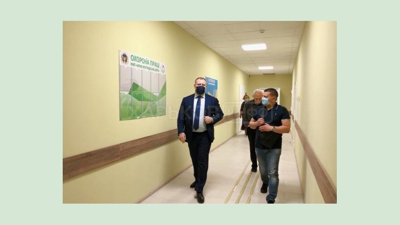 Михаил Черняк во время рабочей поездки осмотрел учреждения госпитальной базы Харьковщины Михаил Черняк во время рабочей поездки осмотрел учреждения госпитальной базы Харьковщины