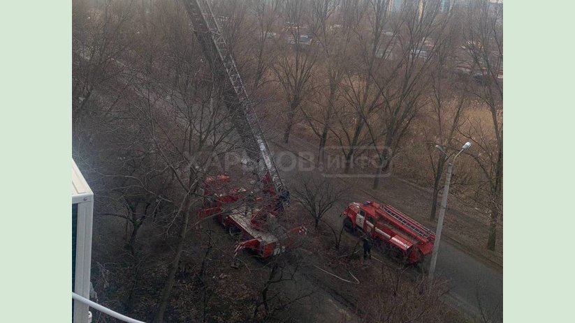 Московский район: во время пожара в 12-ти этажке пожарными спасены 82-летнюю женщину, еще 10 человек эвакуированы Московский район: во время пожара в 12-ти этажке пожарными спасены 82-летнюю женщину, еще 10 человек эвакуированы