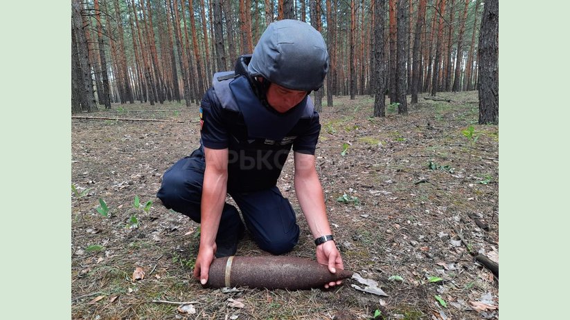 На Харьковщине пиротехники ГСЧС обезвредили 4 устаревших взрывоопасных предметов На Харьковщине пиротехники ГСЧС обезвредили 4 устаревших взрывоопасных предметов