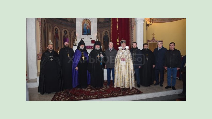 Настоятеля Армянской церкви поблагодарили за службу в Харькове Настоятеля Армянской церкви поблагодарили за службу в Харькове