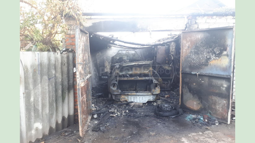 Новобаварский район: пожарные ликвидировали пожар в частном гараже Новобаварский район: пожарные ликвидировали пожар в частном гараже