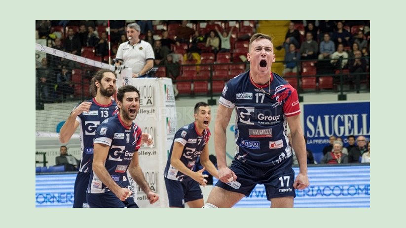 Плотницкий признан MVP матча волейбольной ЛЧ Плотницкий признан MVP матча волейбольной ЛЧ