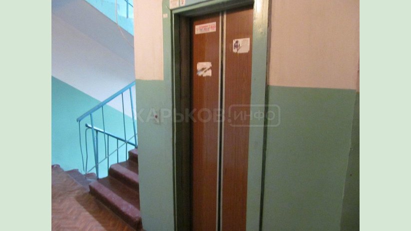 Полиция оперативно задержала мужчину, который в лифте напал на харьковчанина Полиция оперативно задержала мужчину, который в лифте напал на харьковчанина
