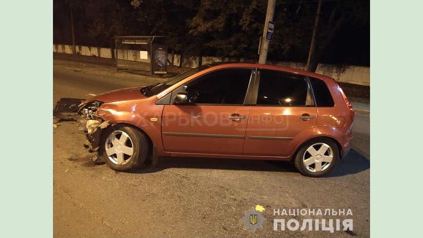 Полиция устанавливает обстоятельства аварии в Киевском районе Харькова Полиция устанавливает обстоятельства аварии в Киевском районе Харькова