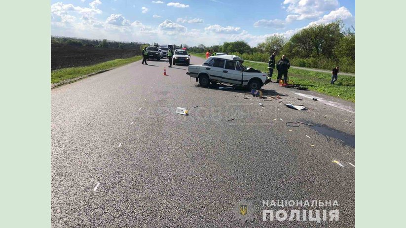Полиция устанавливает обстоятельства ДТП со смертельным исходом на Харьковщине Полиция устанавливает обстоятельства ДТП со смертельным исходом на Харьковщине
