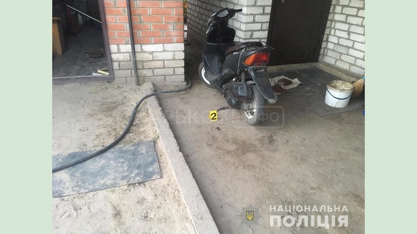 Полиция задержала жителя Харьковщины, который едва не убил своего сына Полиция задержала жителя Харьковщины, который едва не убил своего сына