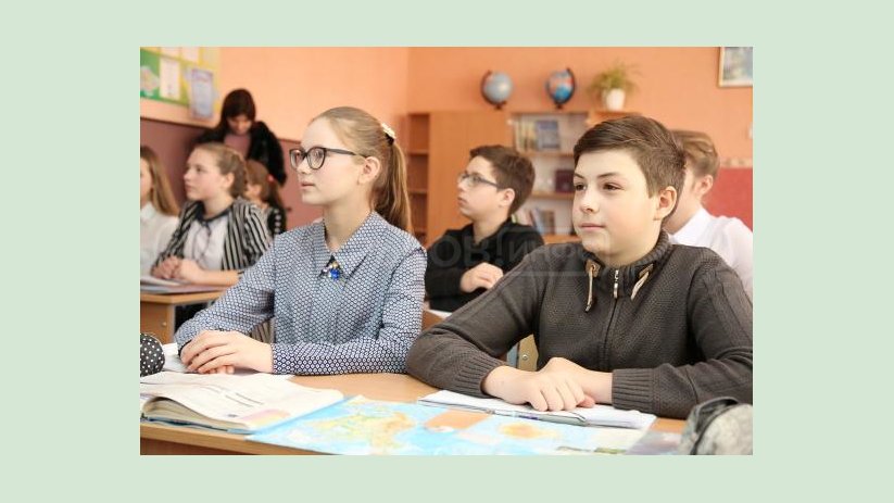С сегодняшнего дня школам Харьковщины рекомендуют переходить на дистанционное обучение С сегодняшнего дня школам Харьковщины рекомендуют переходить на дистанционное обучение