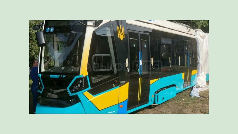 Швейцарская компания «Stadler» предоставила городу трамвай для испытаний Швейцарская компания «Stadler» предоставила городу трамвай для испытаний