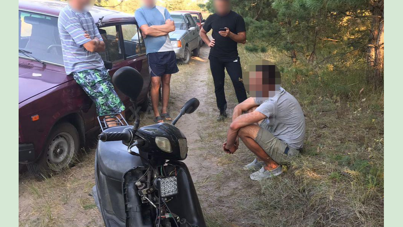 Следователи Харьковщины сообщили о подозрении мужчине за угон мопеда Следователи Харьковщины сообщили о подозрении мужчине за угон мопеда