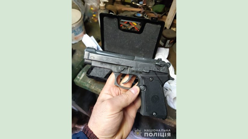 У жителя Харьковщины полицейские изъяли оружие и боеприпасы У жителя Харьковщины полицейские изъяли оружие и боеприпасы