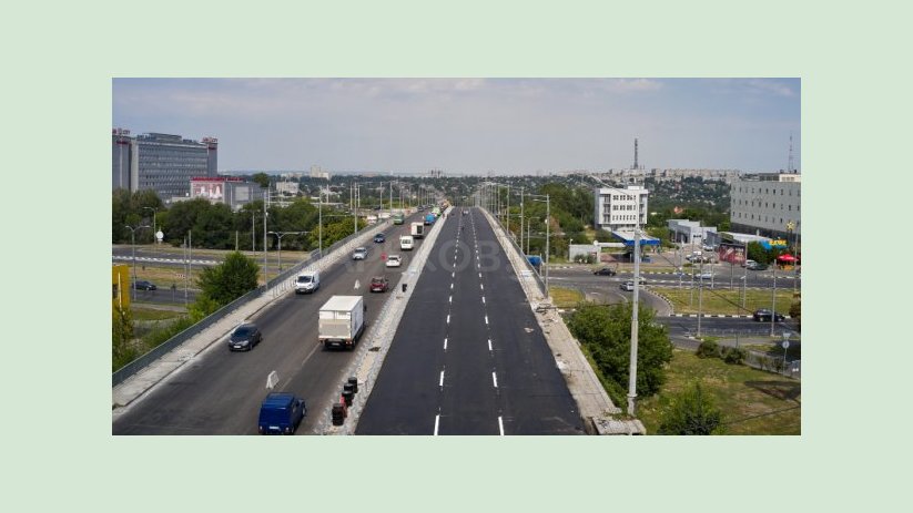В 17:00 будет открыто движение на второй части Коммунального моста В 17:00 будет открыто движение на второй части Коммунального моста