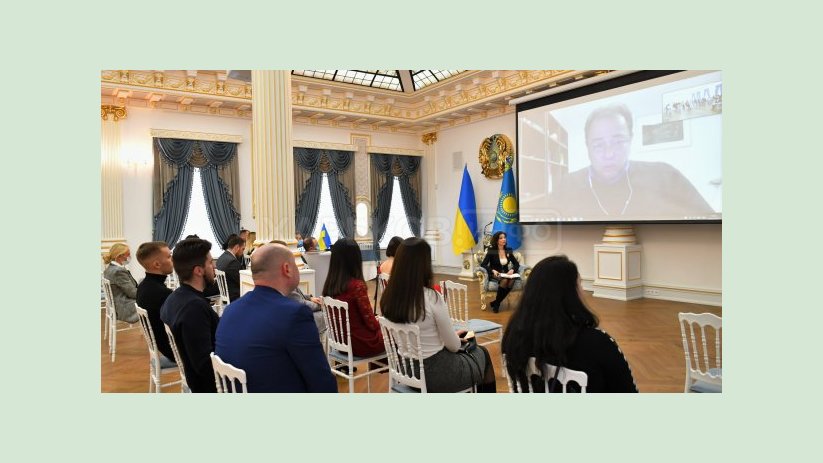 В городе презентовали книгу Посла Украины в Японии о современной внешней политике В городе презентовали книгу Посла Украины в Японии о современной внешней политике