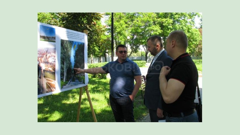 В Харькове готовят котлован под фундамент для флага, который установят к 30-летию независимости В Харькове готовят котлован под фундамент для флага, который установят к 30-летию независимости
