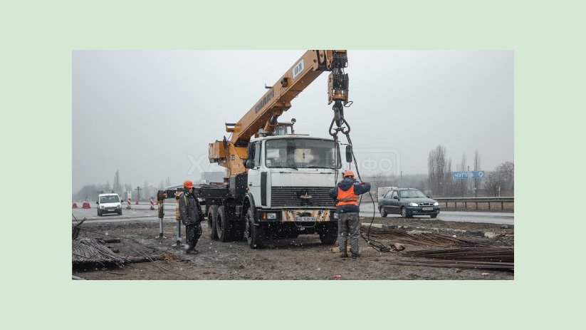 В Харькове началась масштабная реконструкция Окружной дороги В Харькове началась масштабная реконструкция Окружной дороги