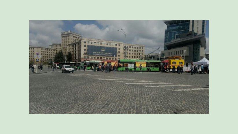 В Харькове состоялись парад и выставка троллейбусов В Харькове состоялись парад и выставка троллейбусов