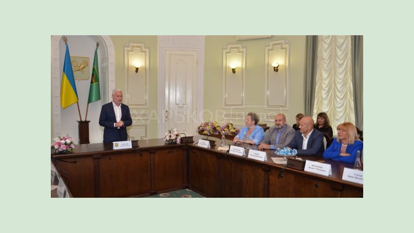 В Харьковском горсовете наградили лучших предпринимателей В Харьковском горсовете наградили лучших предпринимателей