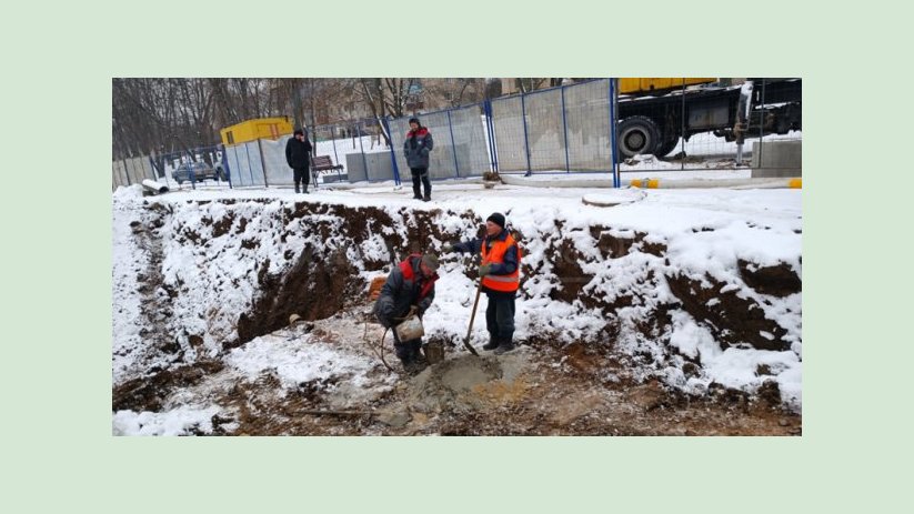 В Новобаварском районе перекладывают сети водоотведения В Новобаварском районе перекладывают сети водоотведения