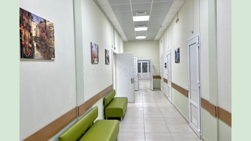 В приемном отделении Дергачевской районной больницы завершают ремонт В приемном отделении Дергачевской районной больницы завершают ремонт