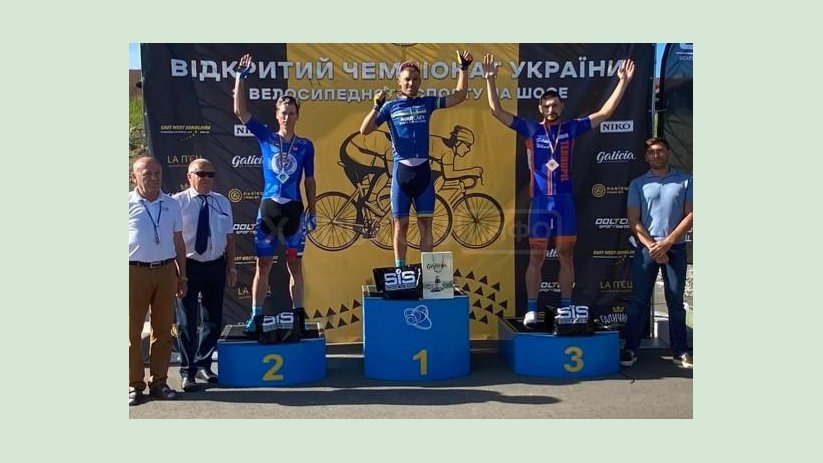 Велогонщик Александр Головаш получил серебряную медаль на чемпионате Украины Велогонщик Александр Головаш получил серебряную медаль на чемпионате Украины