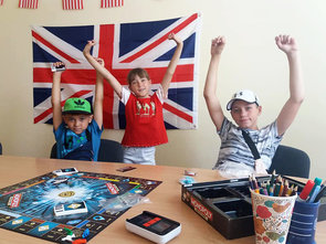 Happy English Language School, школа английского языка - фасад