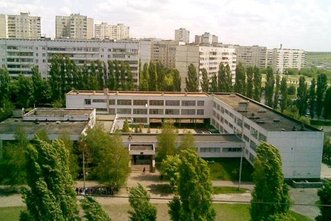 Общеобразовательная школа № 166 «Вертикаль» - фасад Общеобразовательная школа № 166 «Вертикаль» - фасад