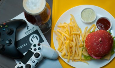 Игровой паб «Tesla Cyber Pub»