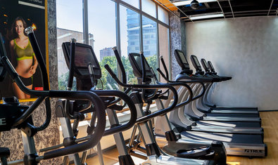 Аура, фитнес клуб на Шекспира Аура, фитнес клуб на Шекспира