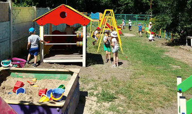 Детский сад № 422 (ясли-сад) Детский сад № 422 (ясли-сад)