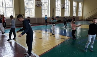 Общеобразовательная школа № 100 им. Макаренко Общеобразовательная школа № 100 им. Макаренко