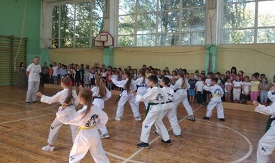 Общеобразовательная школа № 140 Общеобразовательная школа № 140