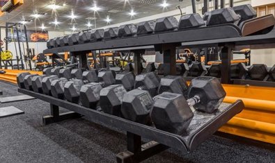 Спортивный клуб «Pulse Gym» на Маршала Жукова Спортивный клуб «Pulse Gym» на Маршала Жукова