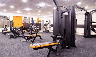 Спортивный клуб «Pulse Gym» на Защитников Украины Спортивный клуб «Pulse Gym» на Защитников Украины