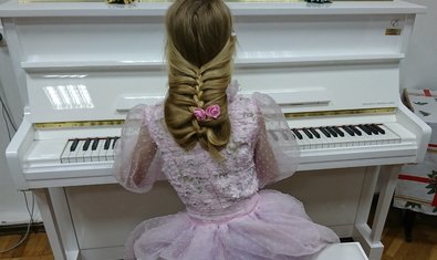 Специализированная школа № 133 «Лицей искусств» Специализированная школа № 133 «Лицей искусств»