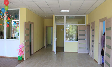 Веселi Сходинки, частный детский сад и школа