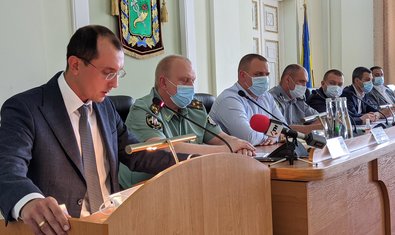 Глава ХОГА Алексей Кучер принял участие в координационном совещании руководителей правоохранительных органов области Глава ХОГА Алексей Кучер принял участие в координационном совещании руководителей правоохранительных органов области
